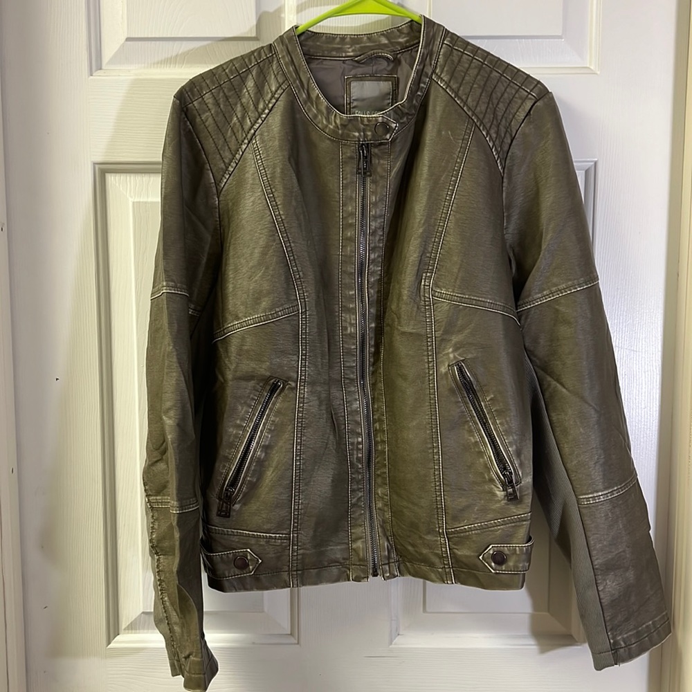 XL faux leather jacket with stretchy sides